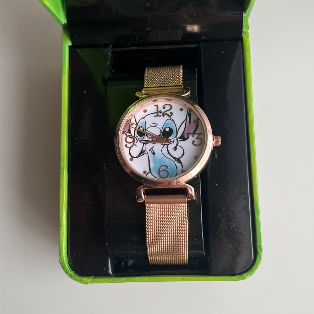 Disney LILO & Stitch NEW! Analog Quartz Wrist Watch Gold Accents, Kids Watch - Picture 2 of 5
